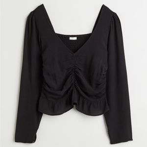 H&M | Puff-sleeved Peplum Blouse